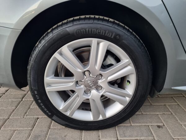 2010 audi a4 2.0tdi attraction (b8) multi