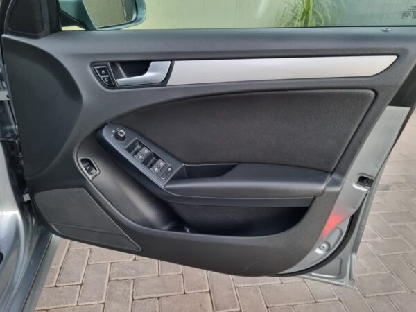 2010 audi a4 2.0tdi attraction (b8) multi