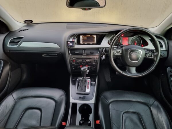 2010 audi a4 2.0tdi attraction (b8) multi