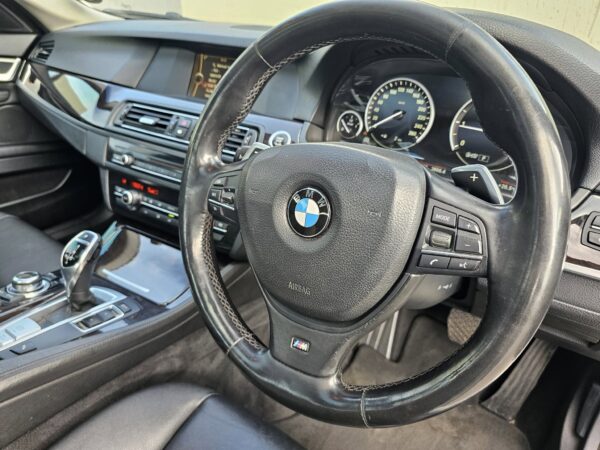 2013 bmw 520d msport (f10) auto