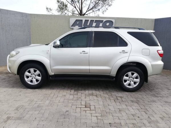 2010 toyota fortuner 3.0d4d