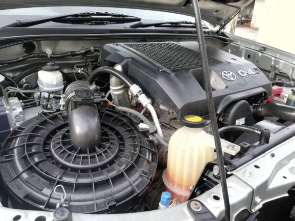 2010 toyota fortuner 3.0d4d