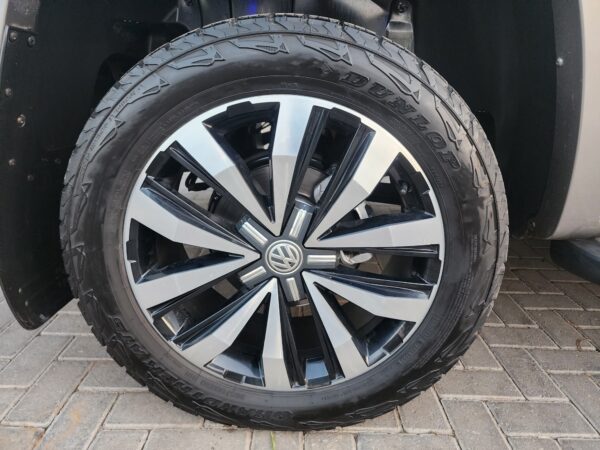 2017 vw amarok 3.0tdi h line 4motion d/cab v6 auto 165kw