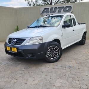 2014 Nissan Np200 1.6 Aircon