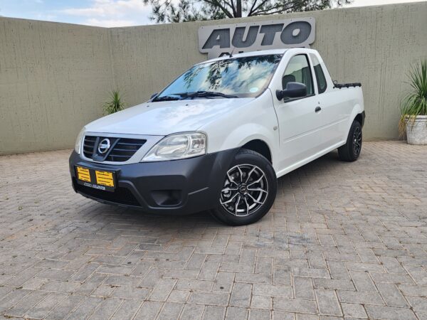 2014 Nissan Np200 1.6 Aircon