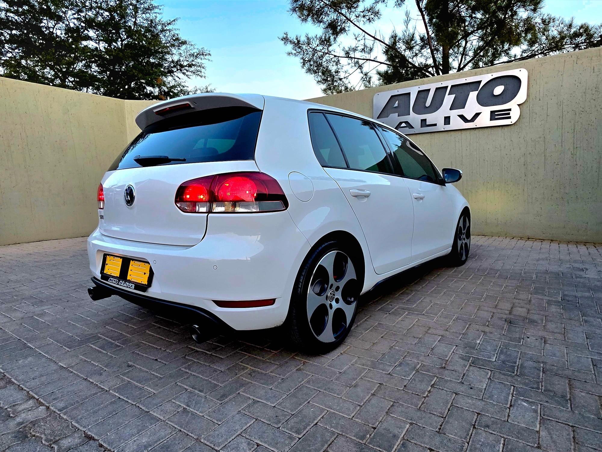 2011 VW Golf 6 GTi 2.0TSi – Auto Alive